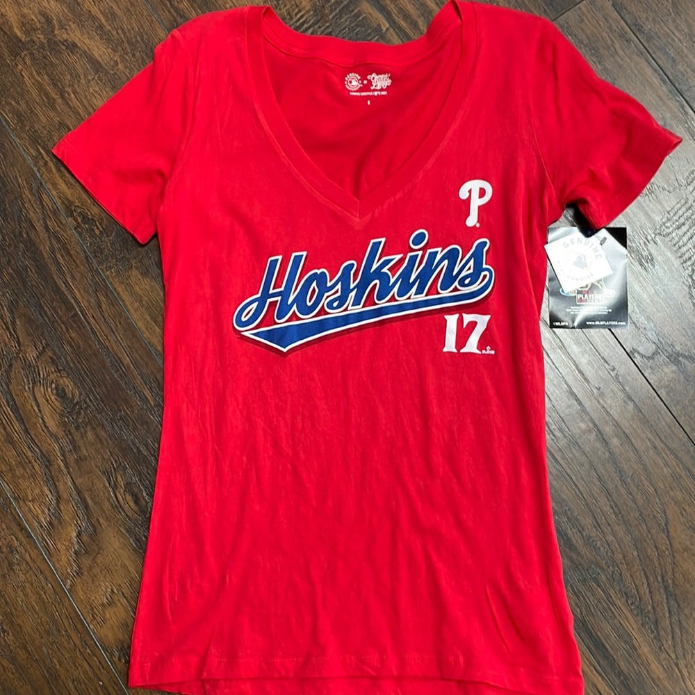 Women’s Philadelphia Phillies Hoskins V-Neck Tee